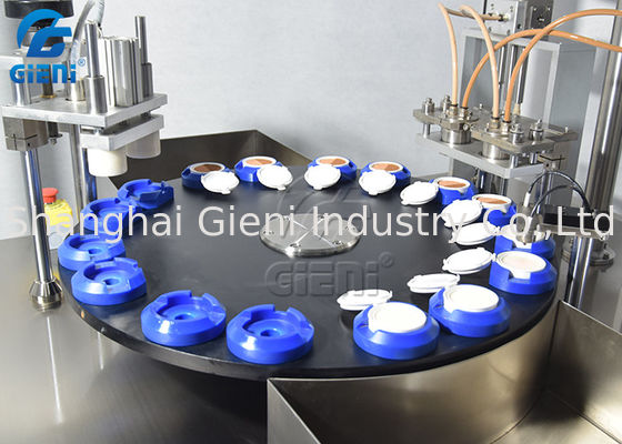 20ml دستگاه پر کننده لوازم آرایشی و بهداشتی روتاری برای کرم BB Foundation 30pcs / min