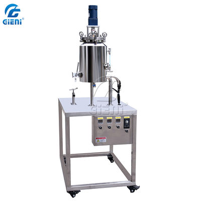 قیمت خوب 20L مخزن دستی نوع فلزی رژ لب پرکننده با نوار نقاله Remelting آنلاین